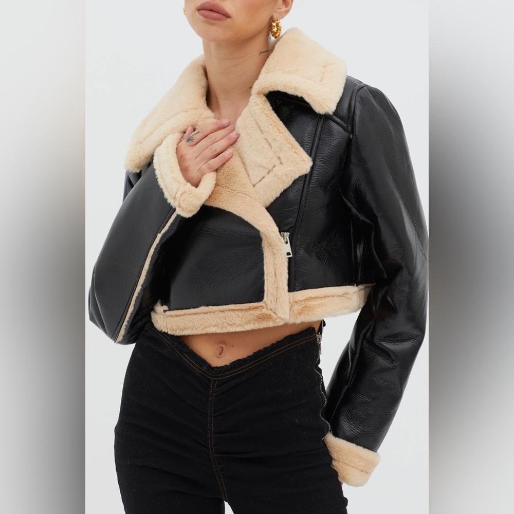 Selfie Leslie - Faux Fur Biker Jacket Black/Taupe - size Medium